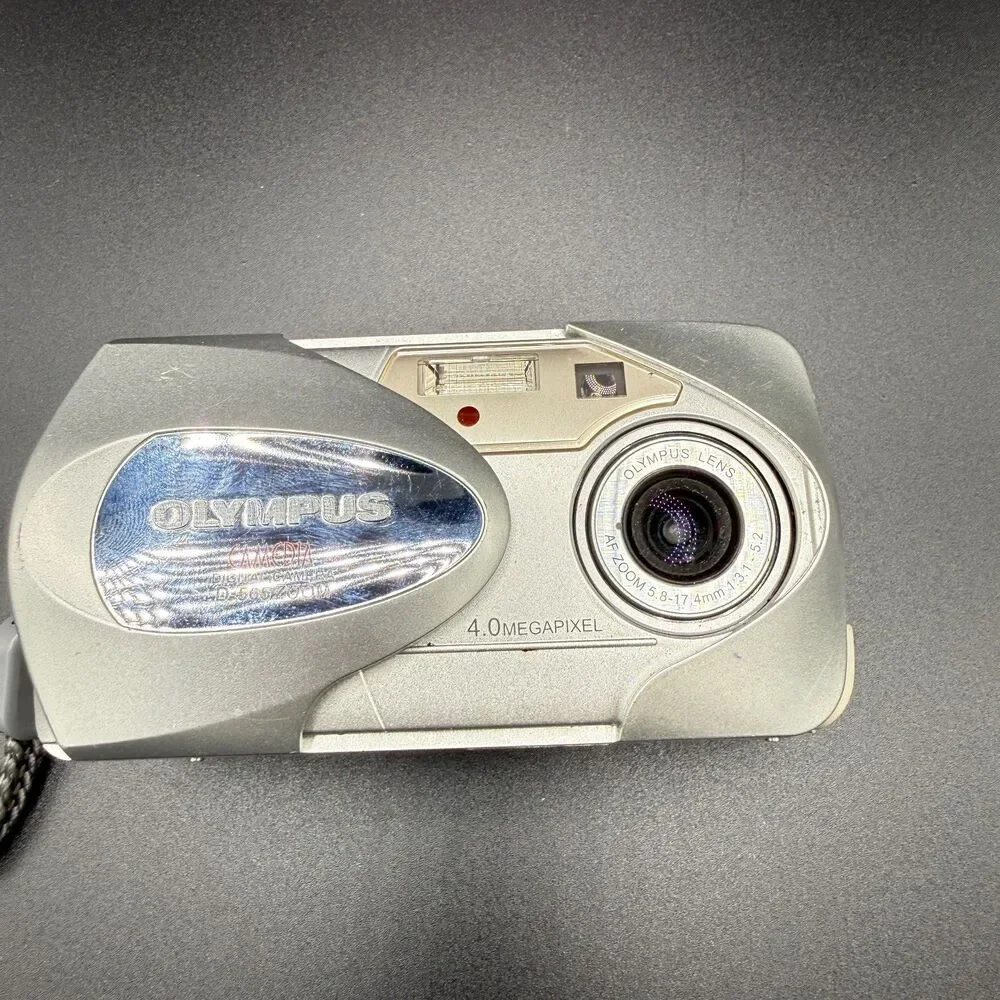 Olympus Camedia D-565 Zoom | 4.0MP Y2K Retro Digicam | Vintage Tech UNTESTED